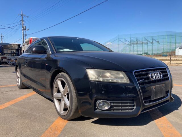 アウディ A5